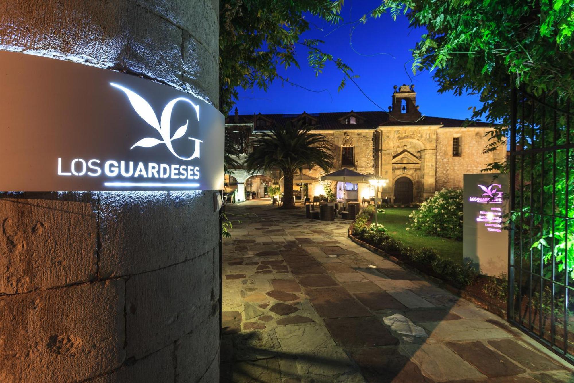 Los Guardeses Solares Esterno foto